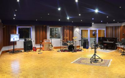 Lo studio di registrazione del Musiclab, vicino a Torino, offre registrazione e ripresa microfonica di alto livello